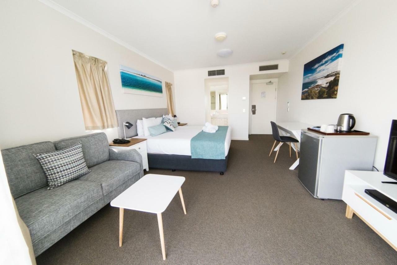 Ocean Views Resort Caloundra Exterior photo