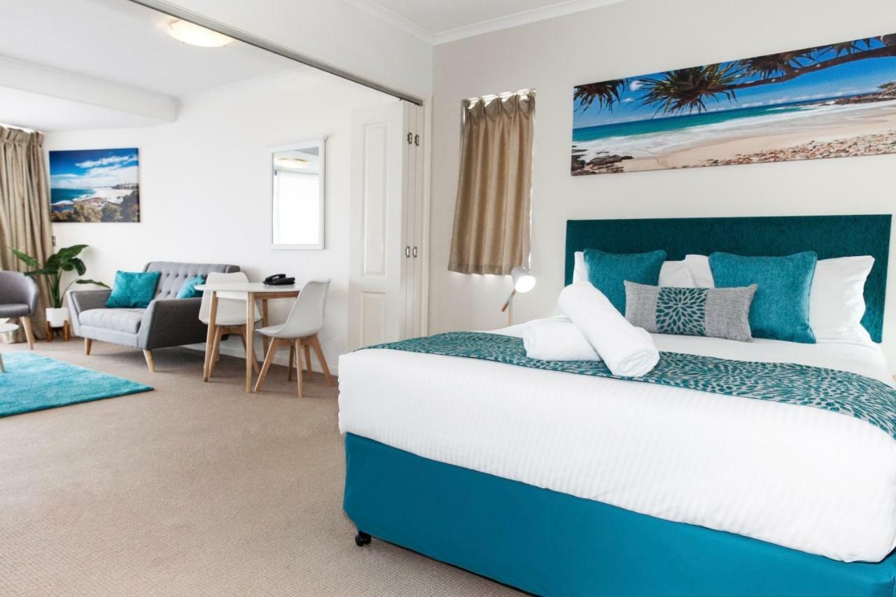Ocean Views Resort Caloundra Exterior photo